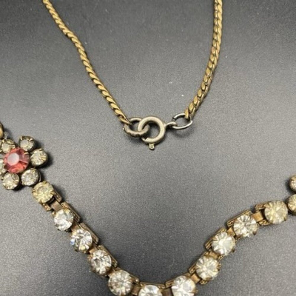 Vtg 1940s Rhinestone Necklace Dark Pink Clear Floral Brass UV Glow Stones 16.5" - Picture 7 of 10